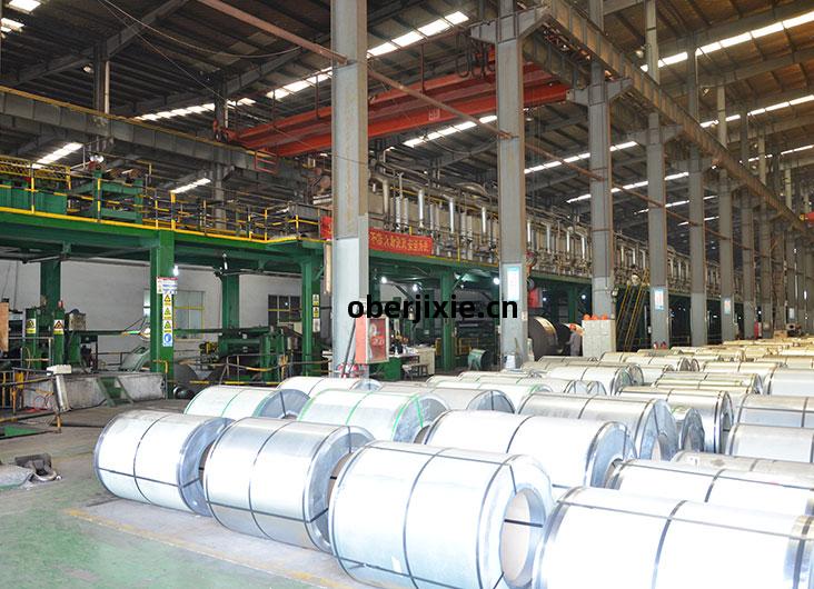 奧(ao)冠彩塗卷生(sheng)產(chan)車(che)間