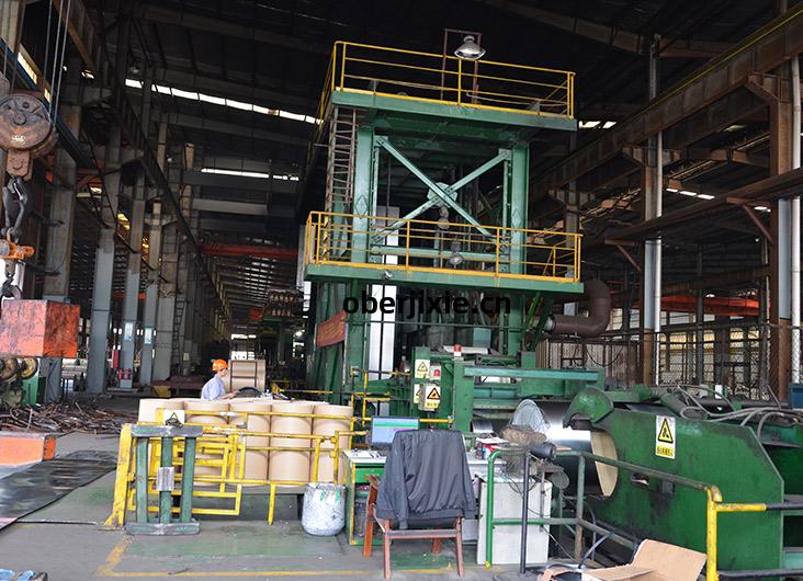 彩鋼卷生(sheng)產(chan)車(che)間