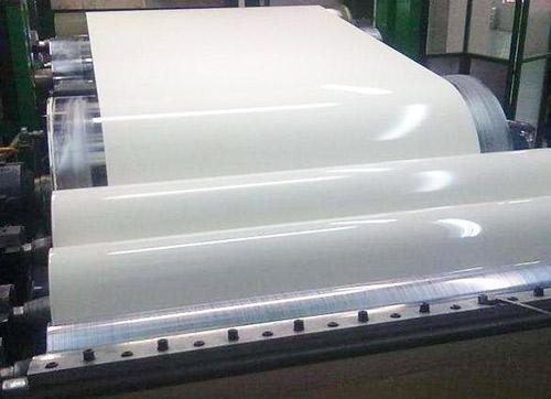 汽(qi)車(che)火車隔板(ban)專用(yong)彩塗卷(juan)板(ban)